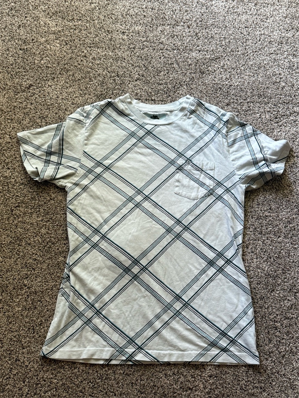Kirra Men's light blue  Plaid Short-Sleeve Pocket T-Shirt Vintage size small